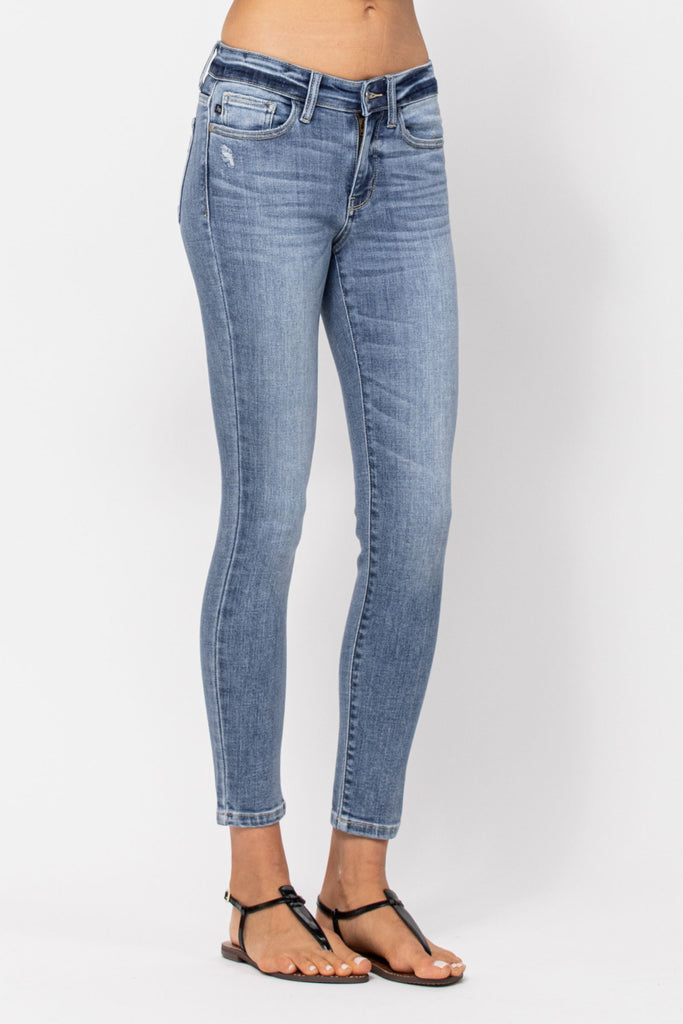 REG & PLUS The Cropped Skinny Jeans - Roseabella 
