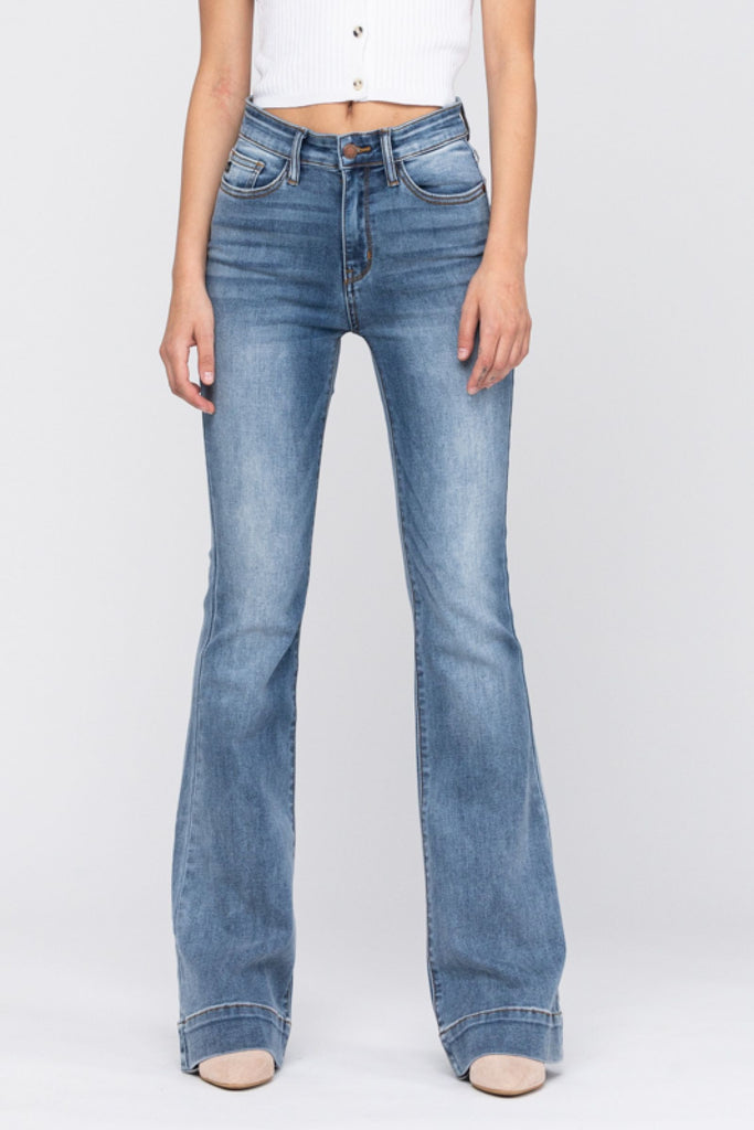 REG & PLUS The Zoey Flare Jeans